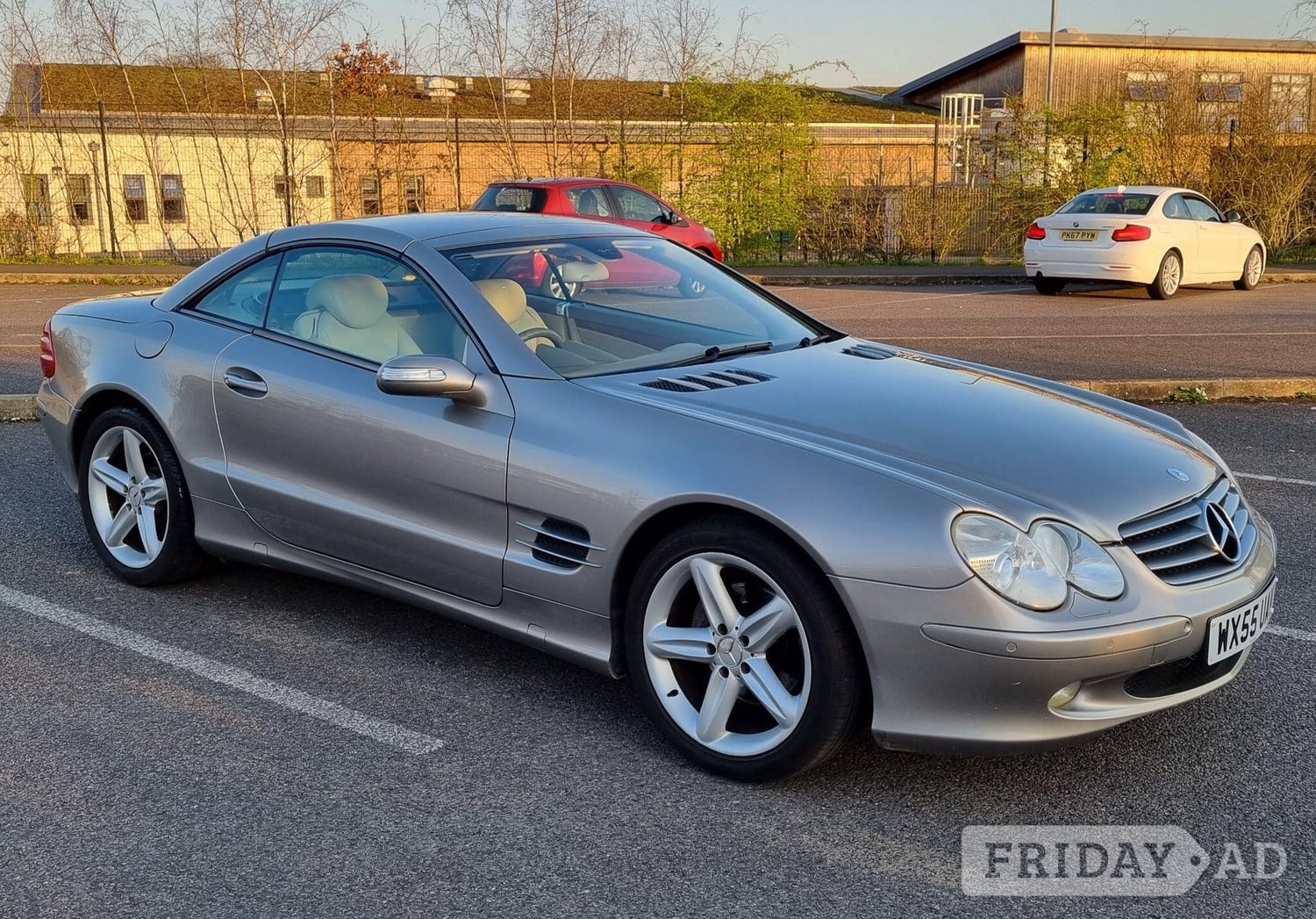 Mercedes-Benz SL 2005 in Windsor