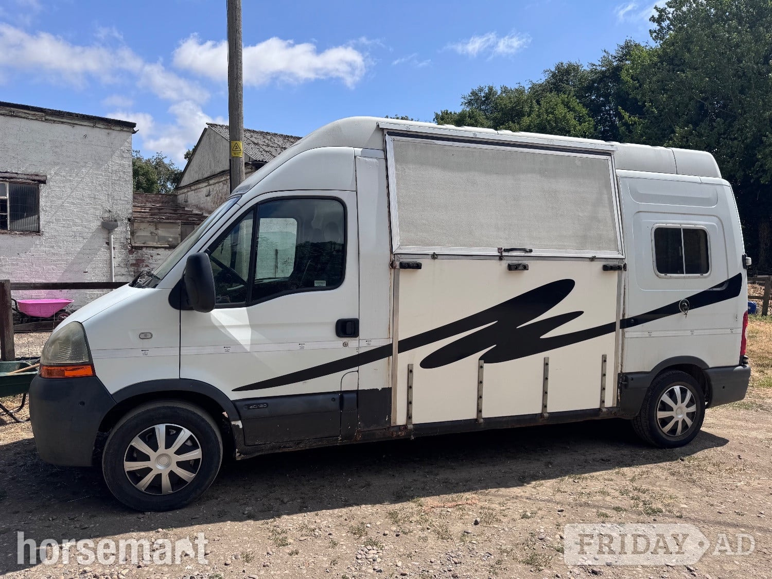 The horsebox Company  Grantham