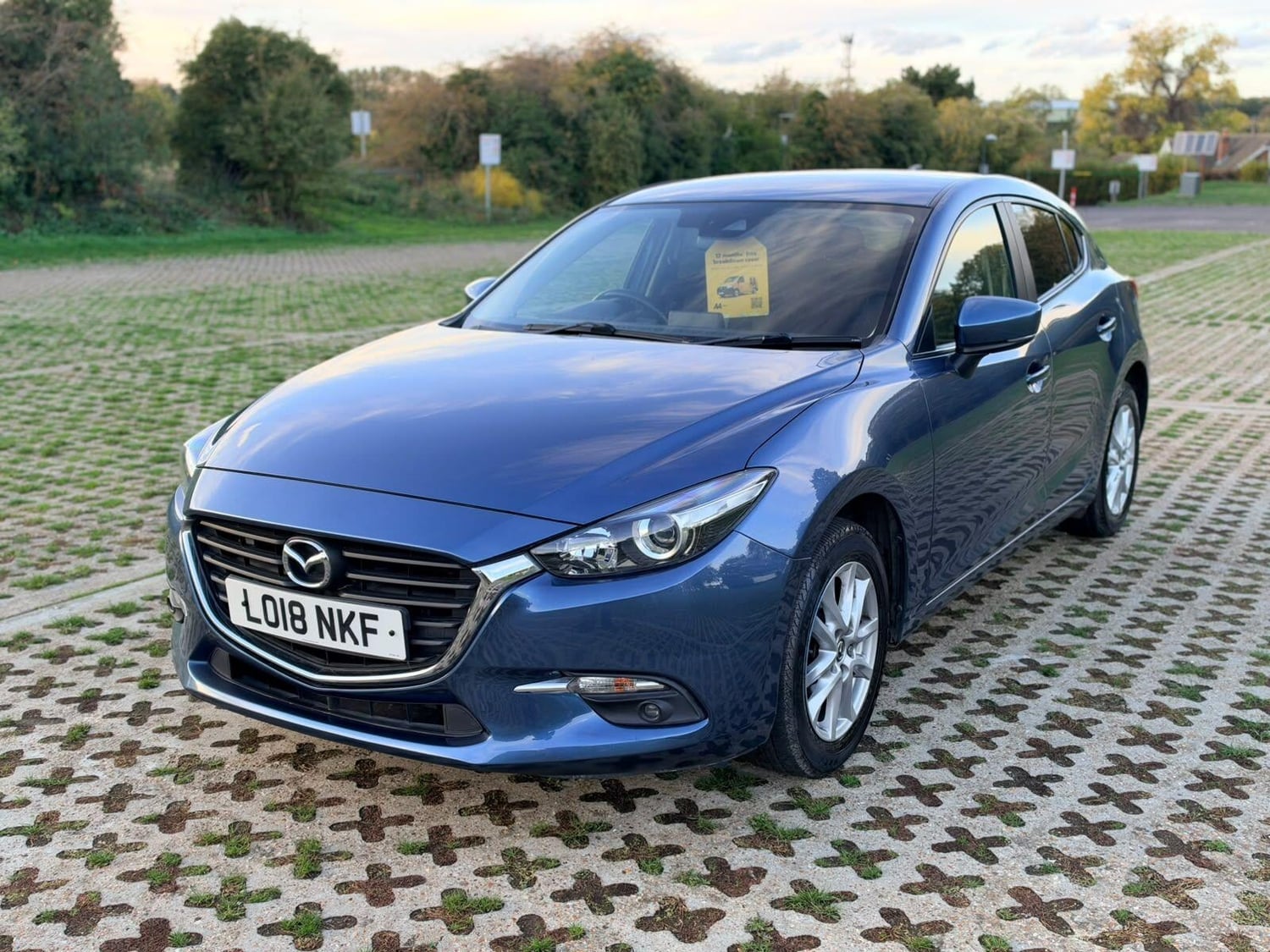 Mazda 3 2018 - Cars in Swanley