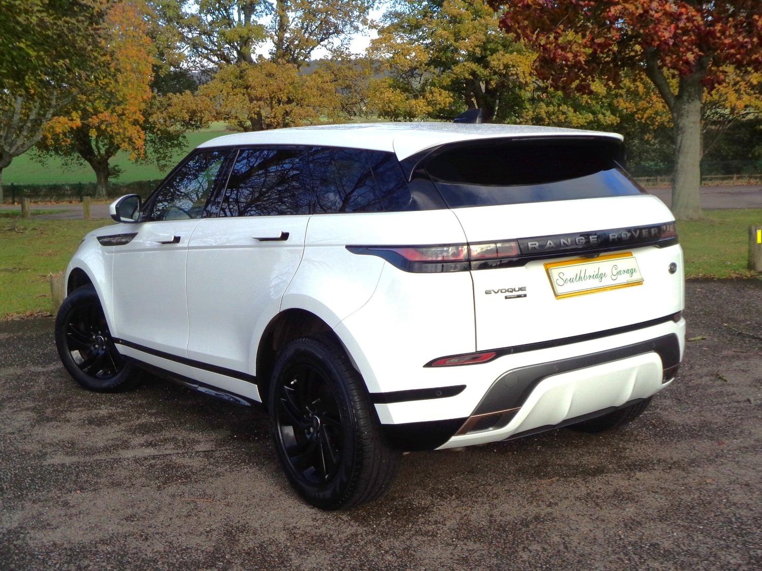 Land Rover Range Rover Evoque 2020 - Cars in Cupar