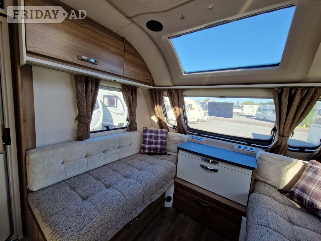 Swift Super Major 4SB 2022 - Motorhomes & Caravans