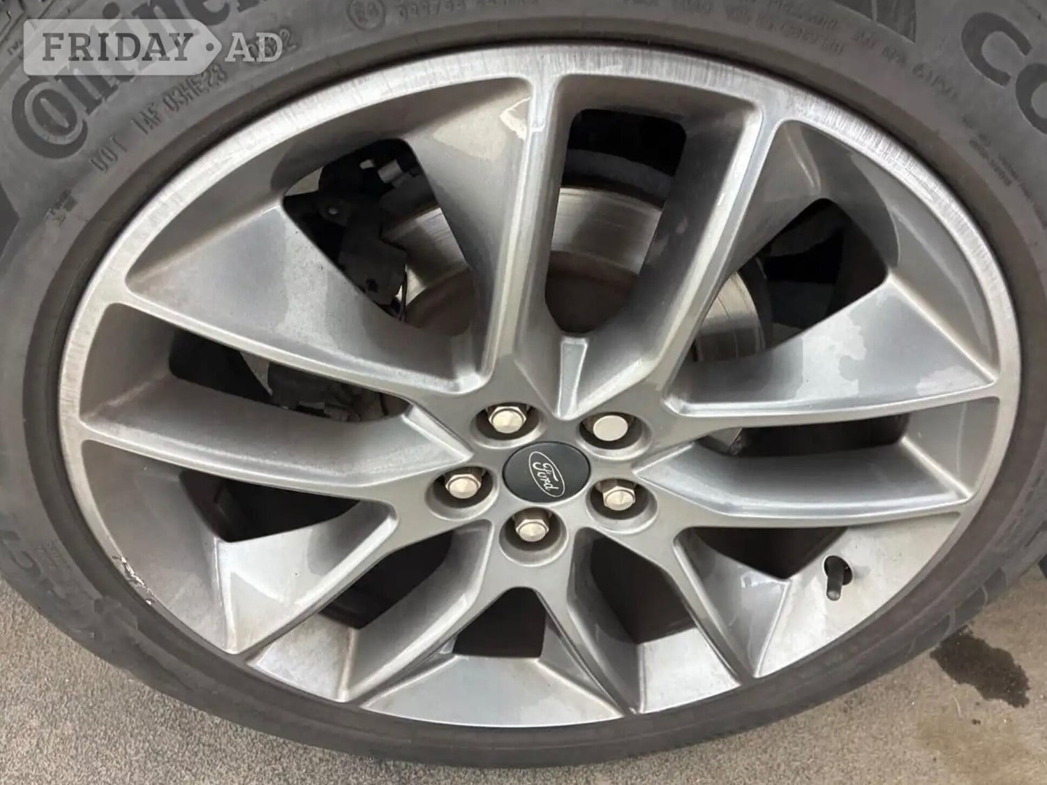[ berth ]Ford Edge