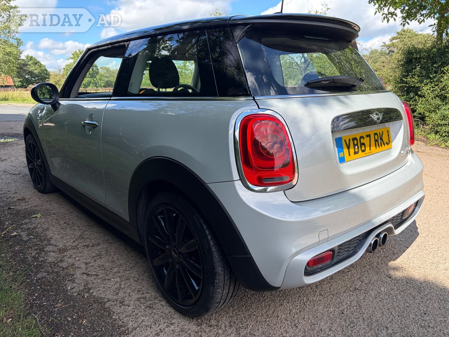 Mini Hatch 2017 - Cars