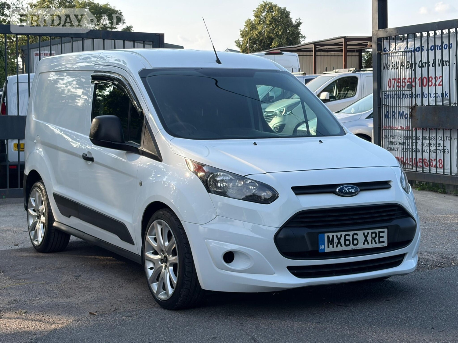 Ford Transit Connect 2016 in Hayes