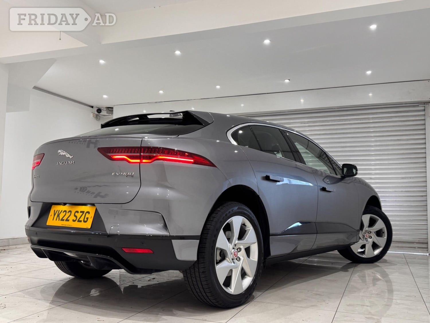 [ berth ]Jaguar I-Pace