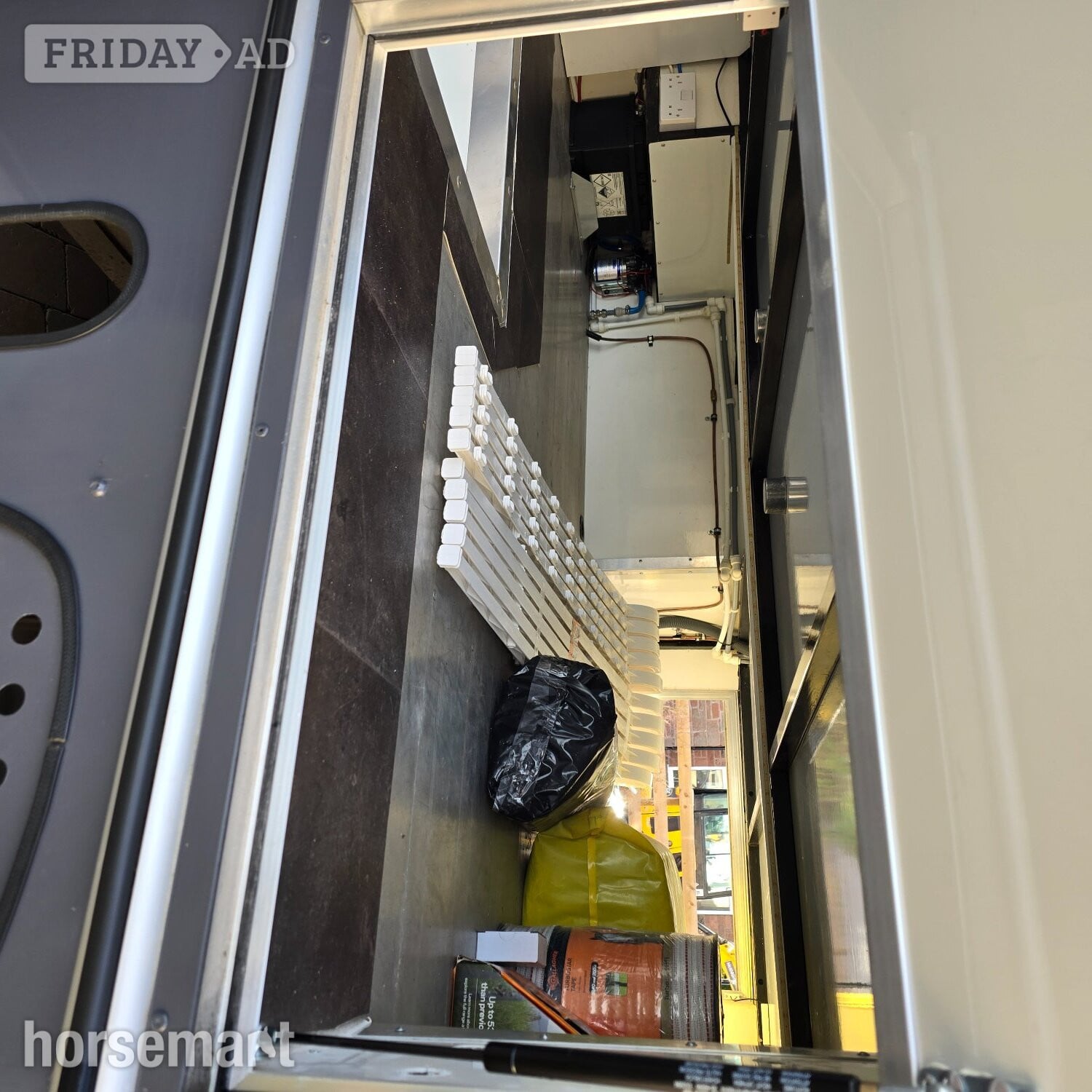 Eurocargo  Private professional build Iveco Horsebox - Trailers & Horseboxes