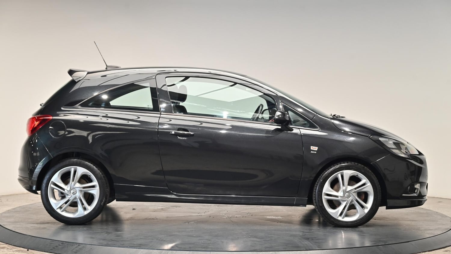 Vauxhall Corsa 2016 - Cars in Cullompton