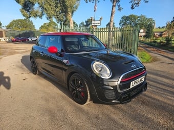 Mini Hatch 2016