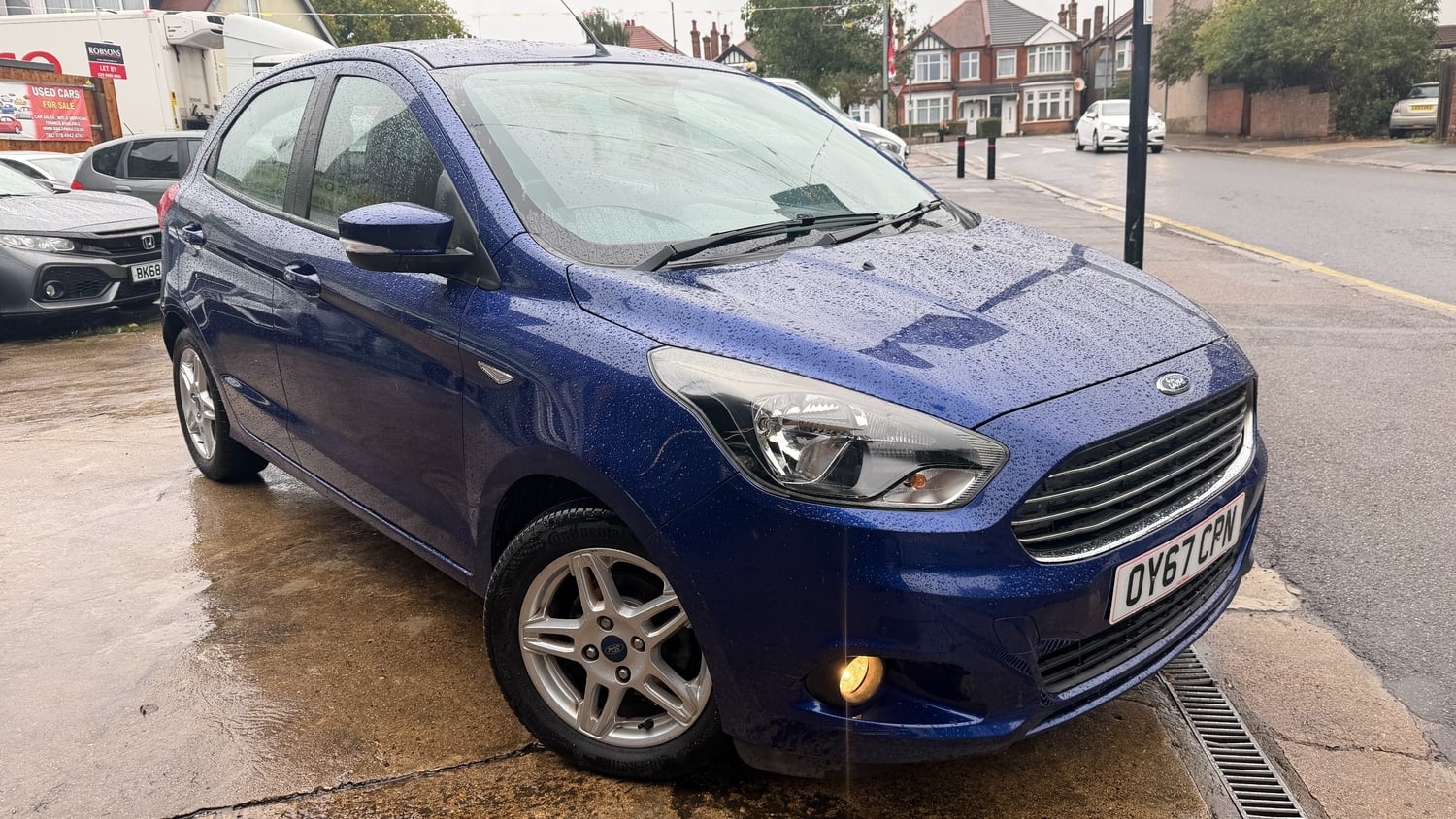 [ berth ]Ford Ka+