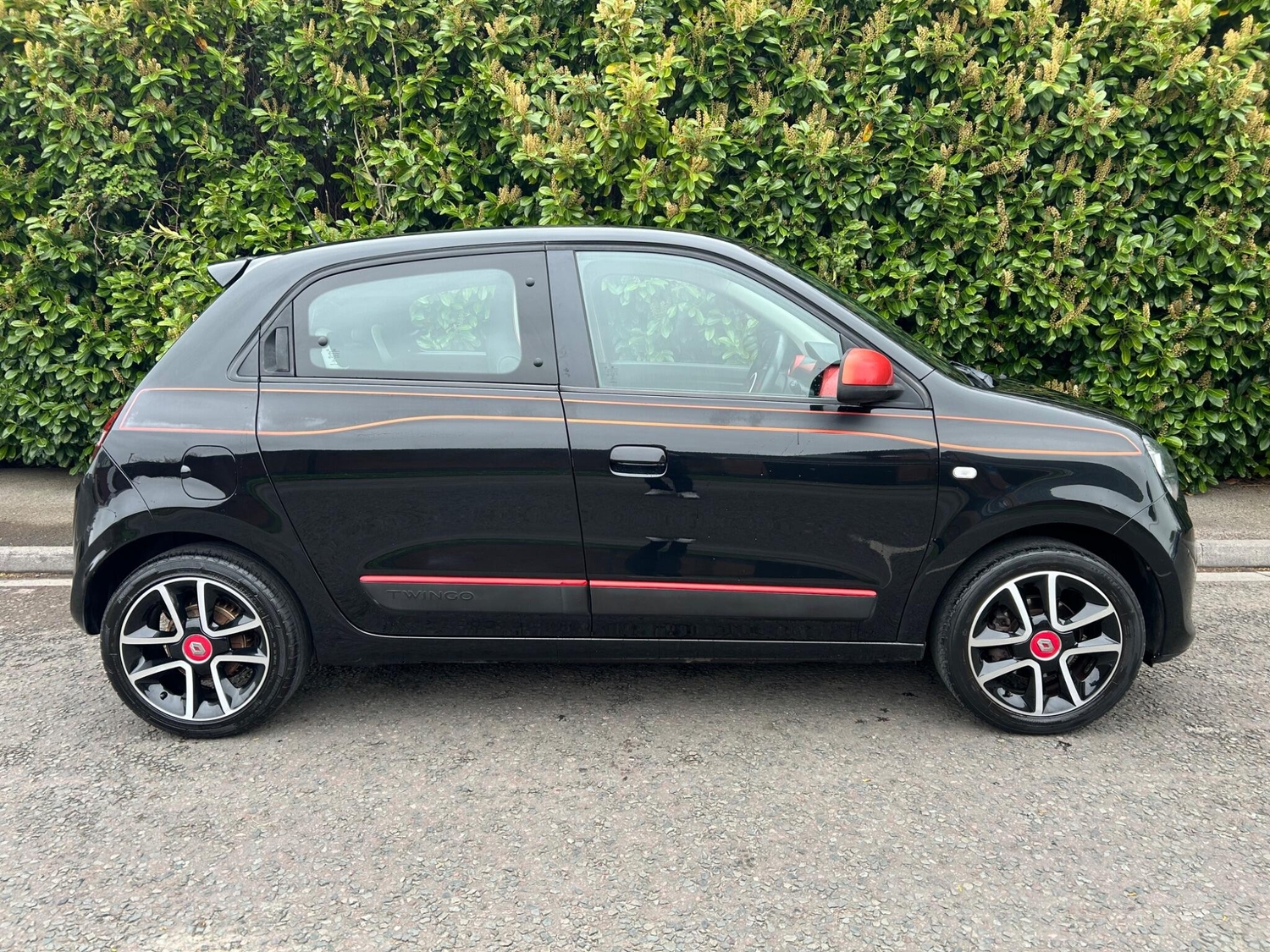 [ berth ]Renault Twingo