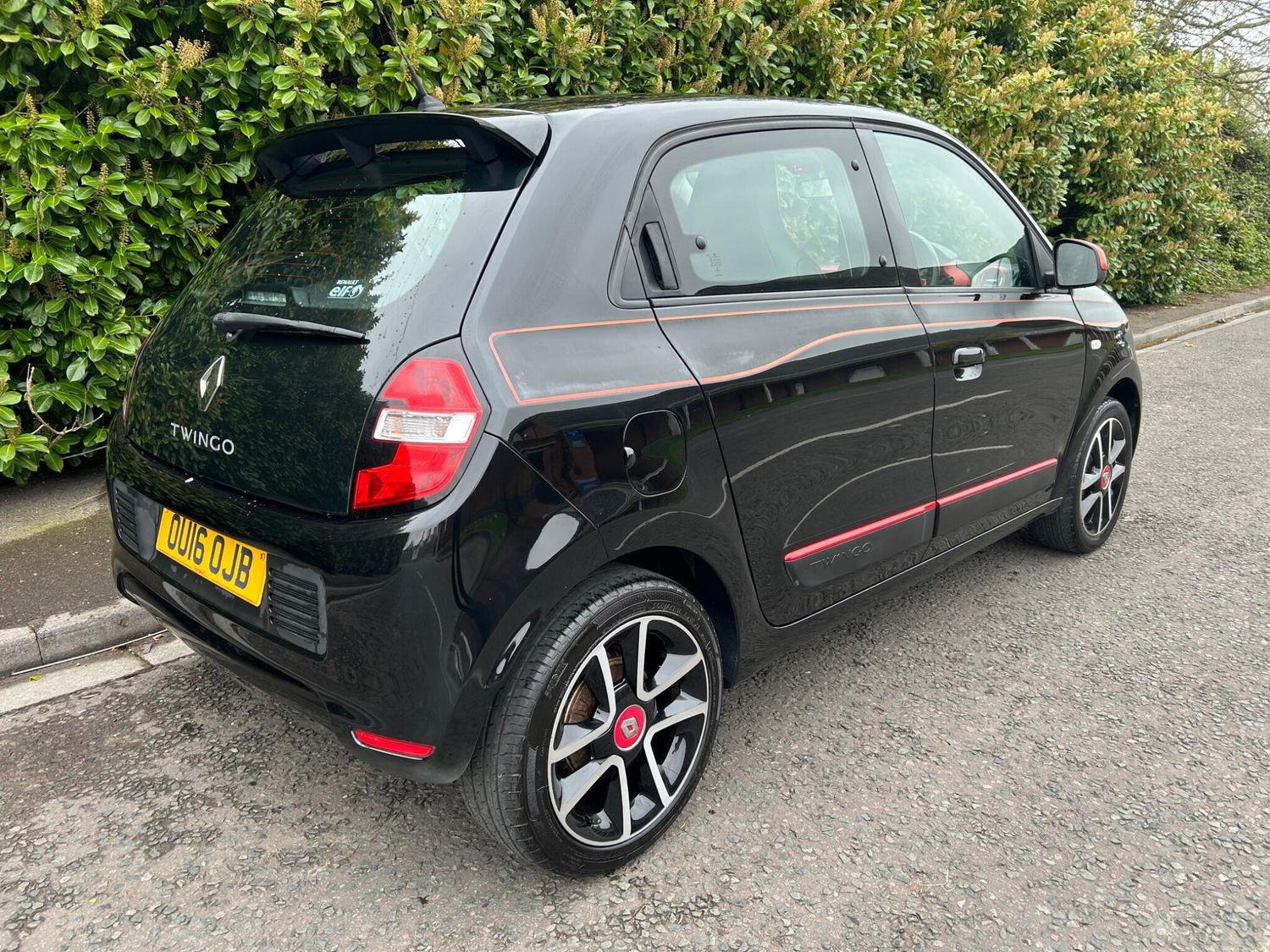 Renault Twingo 2016 - Cars in Clevedon