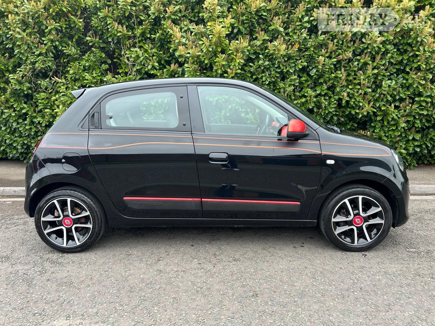[ berth ]Renault Twingo