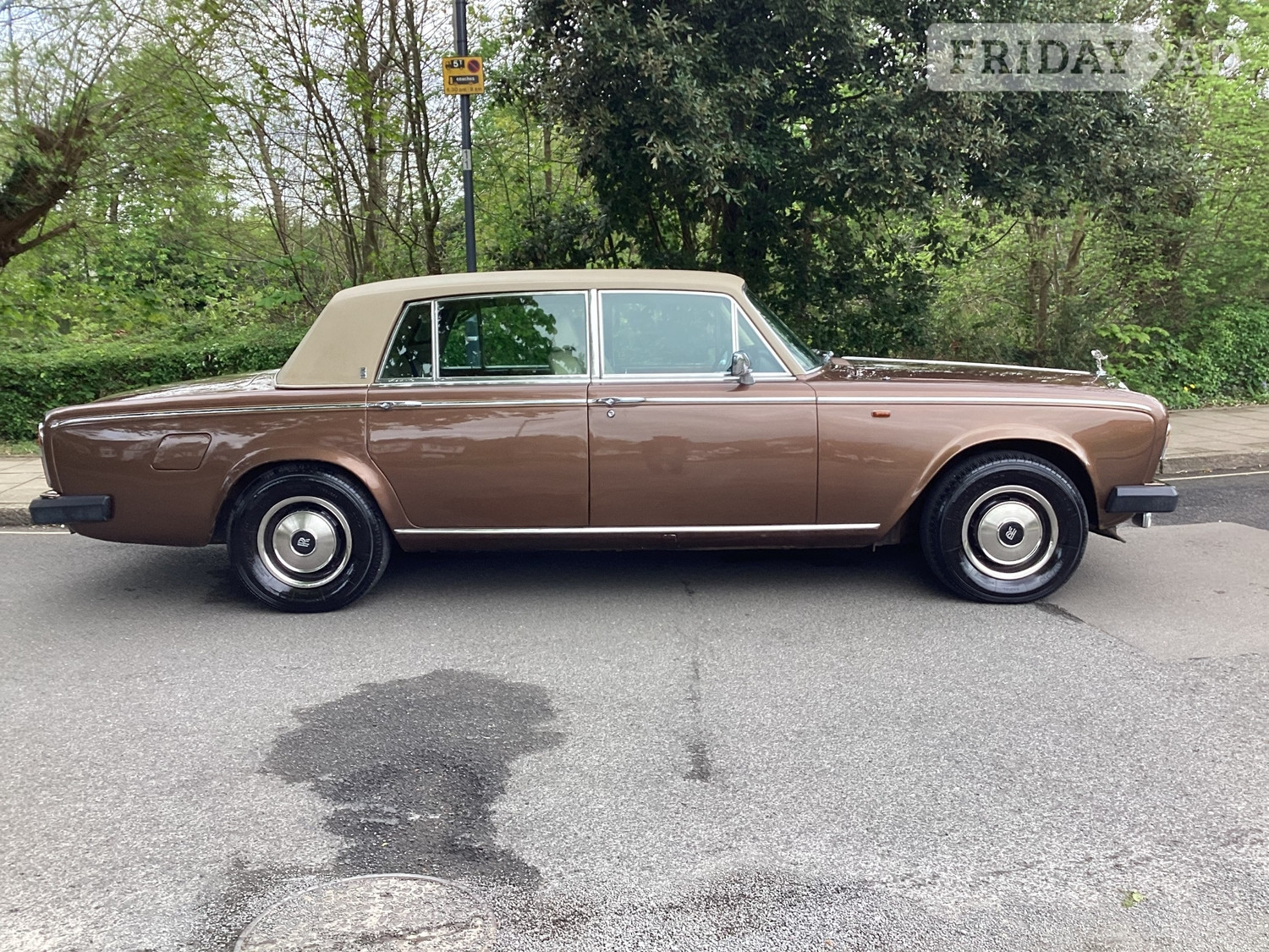 Rolls-Royce Silver Wraith Harrow