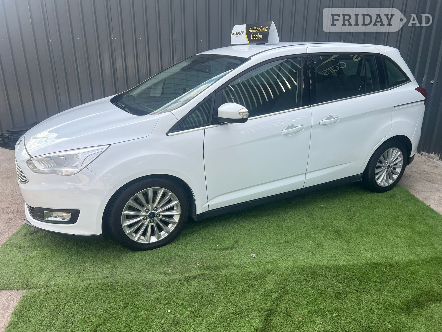 [ berth ]Ford Grand C-MAX