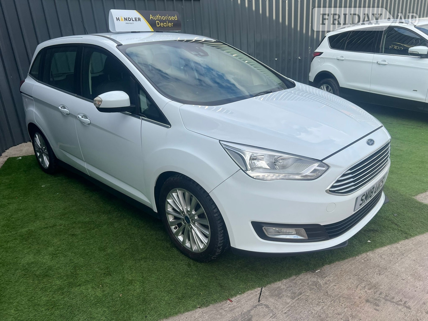 Ford Grand C-MAX 2018 - Cars in Oldbury