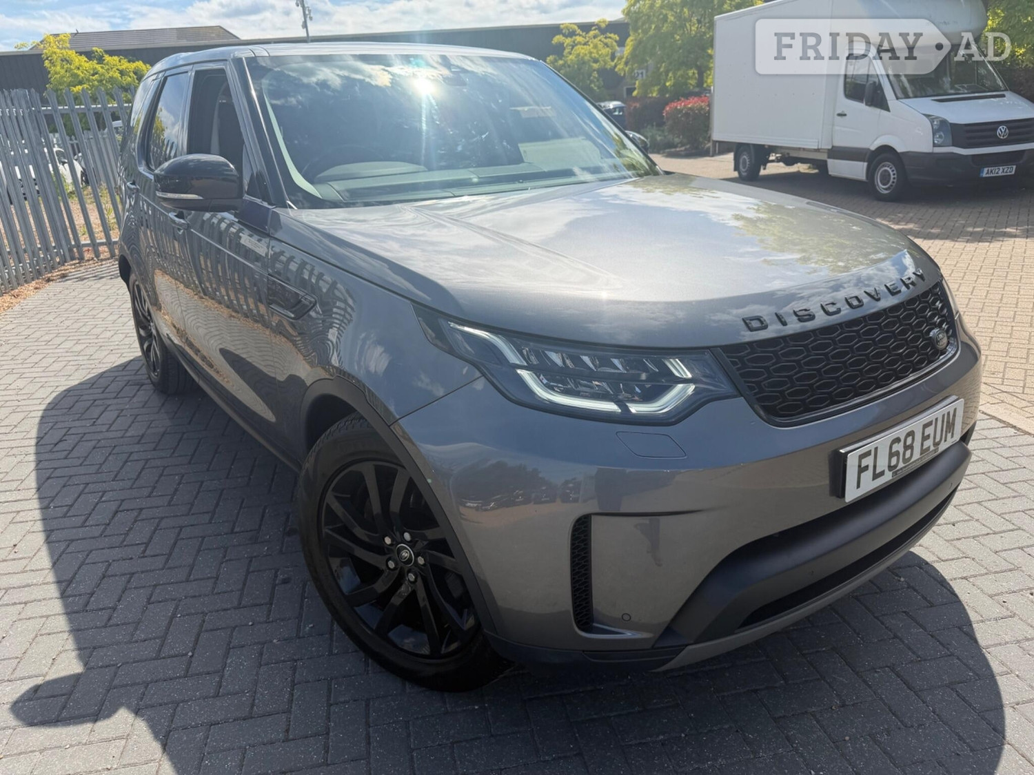 Land Rover Discovery 2018 in Gillingham