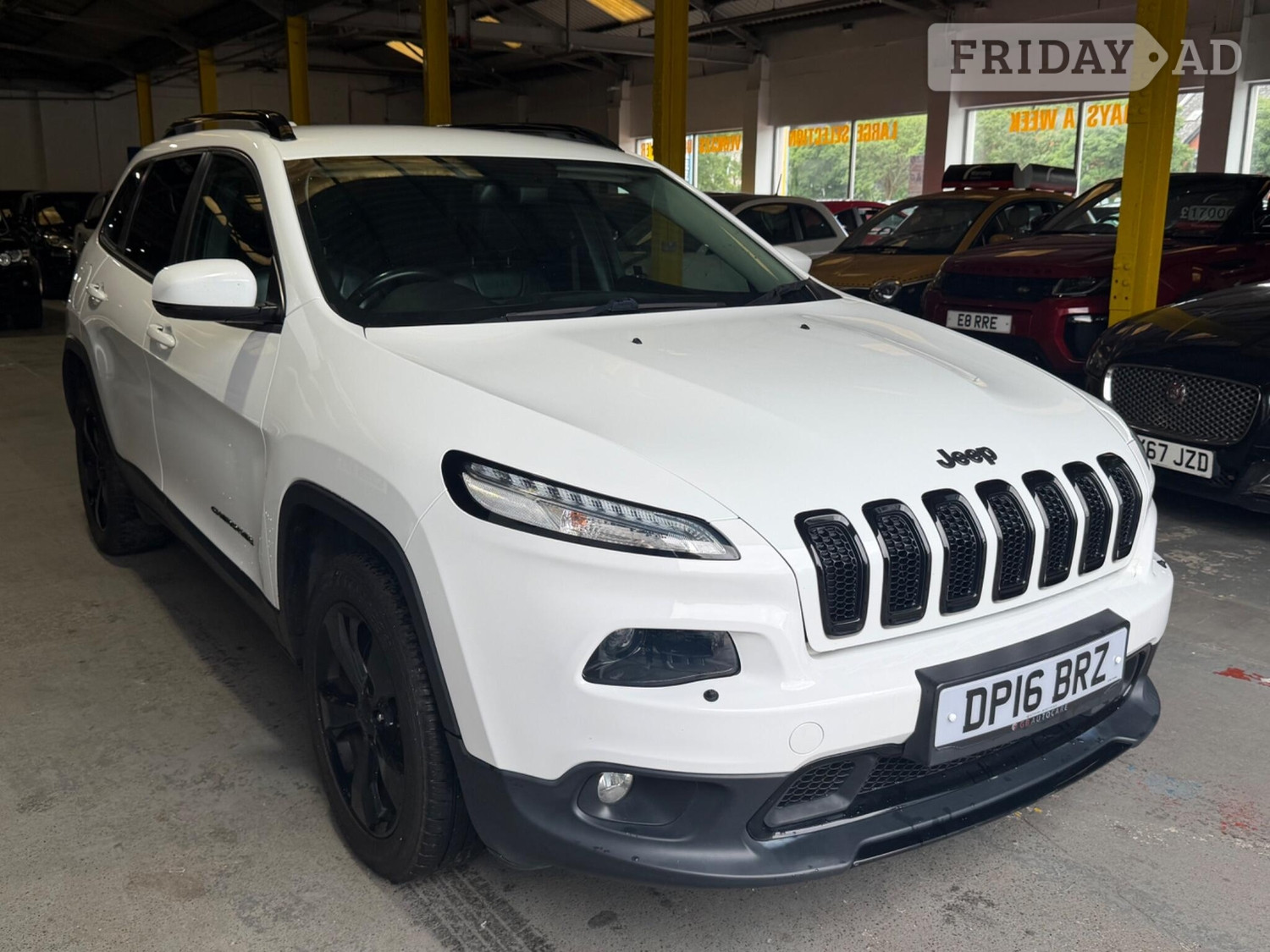 Jeep Cherokee 2016 in Pontypridd