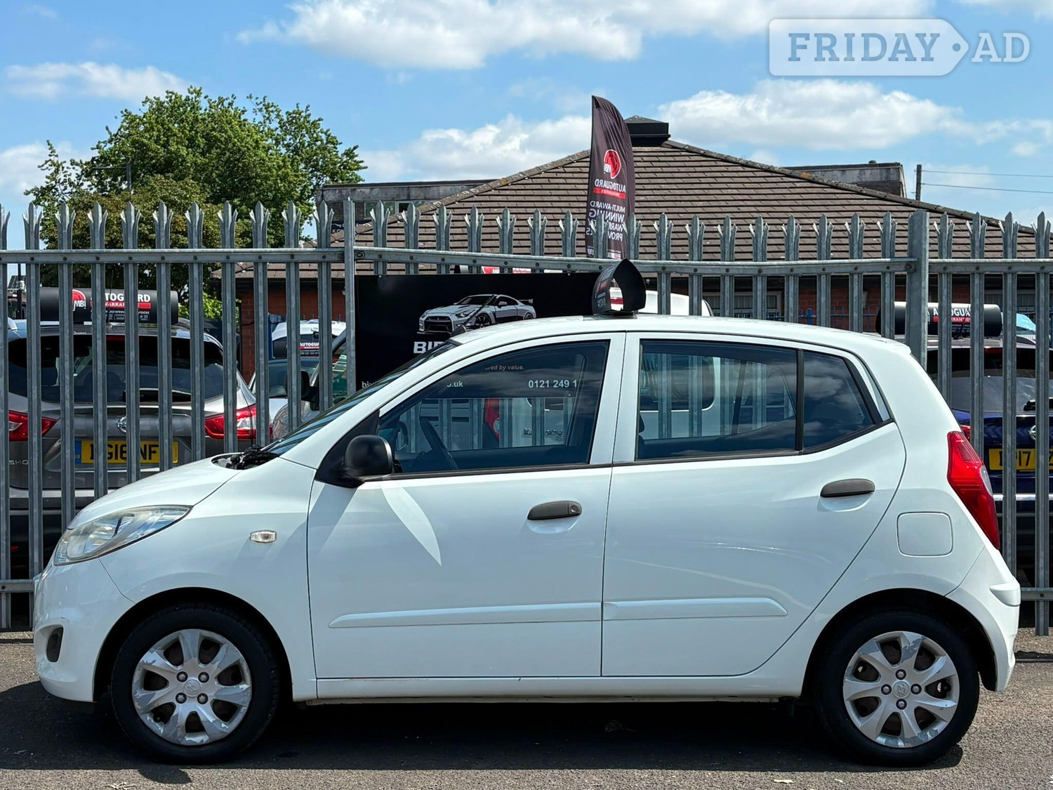 Hyundai i10 2012 - Cars in Birmingham