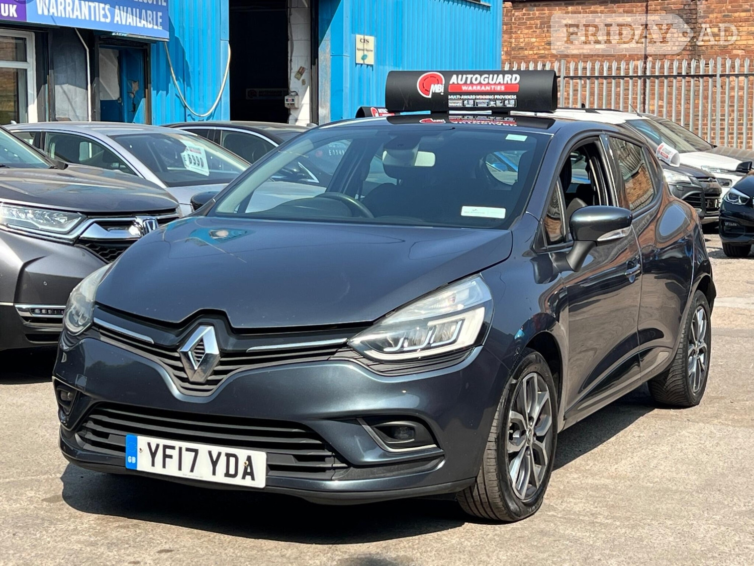 [ berth ]Renault Clio