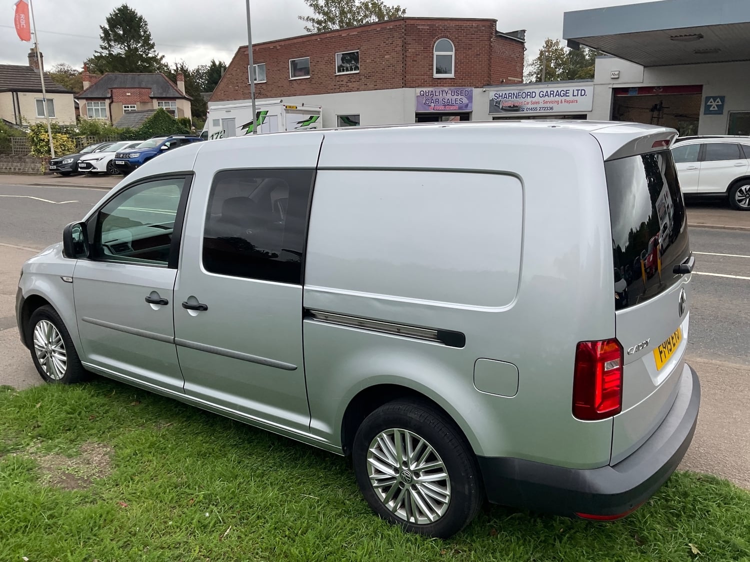 [ berth ]Volkswagen Caddy Maxi