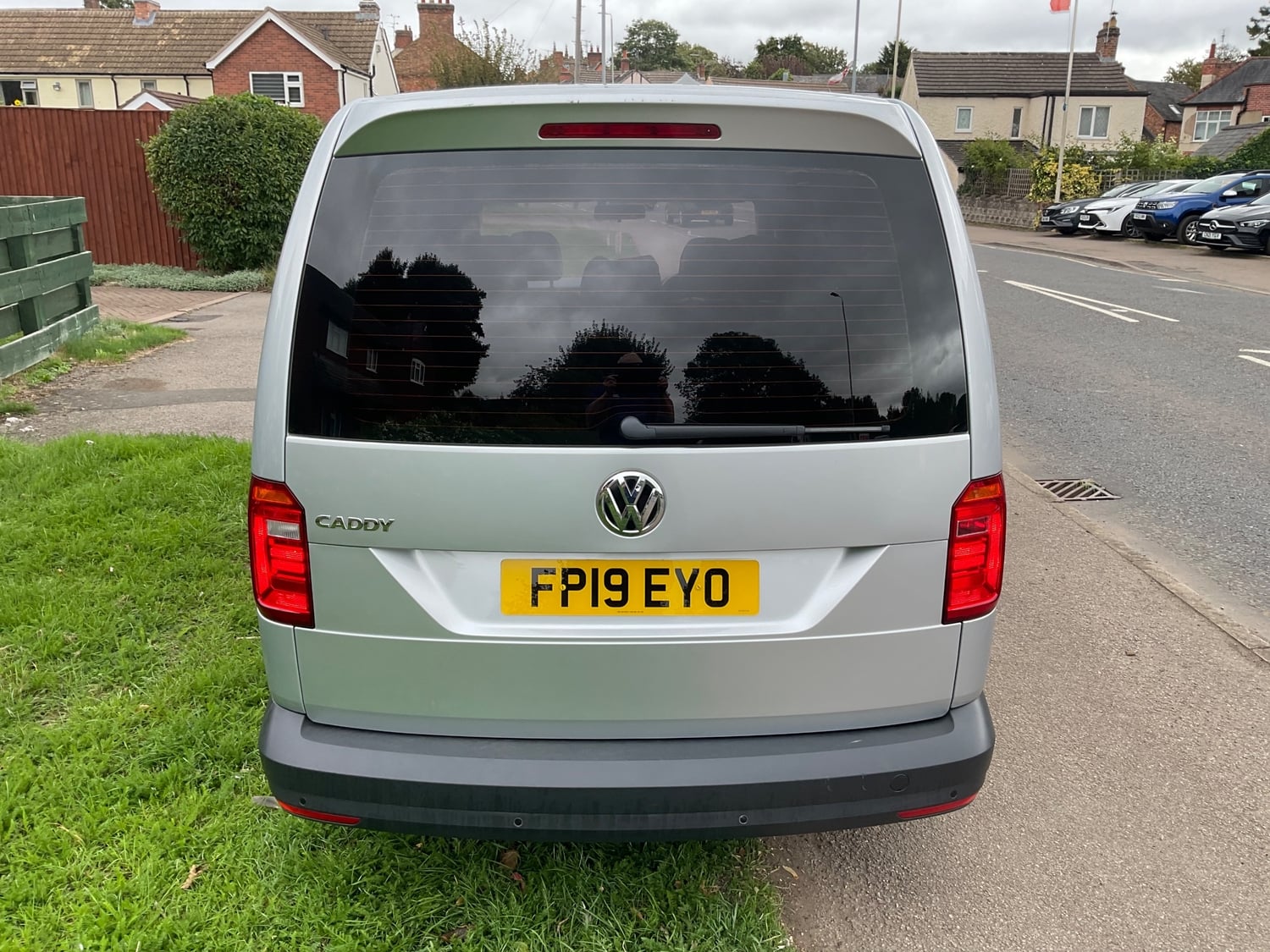 Volkswagen Caddy Maxi 2019 - Cars in Hinckley