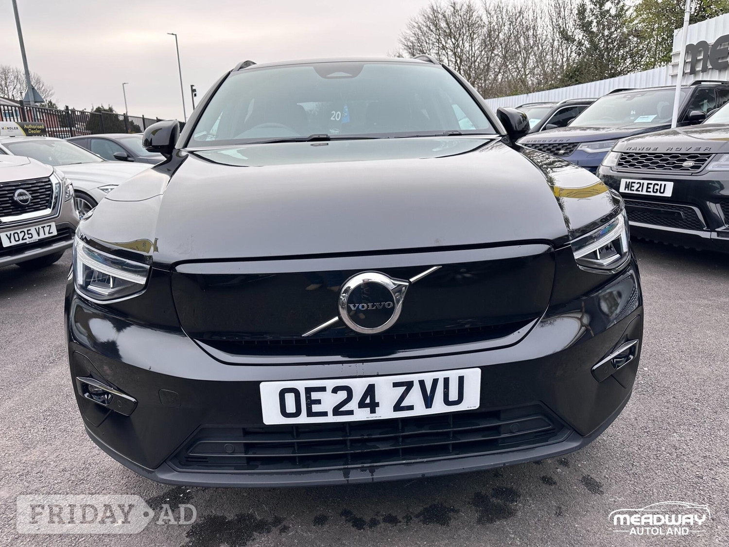 Volvo EX40 2024 - Cars