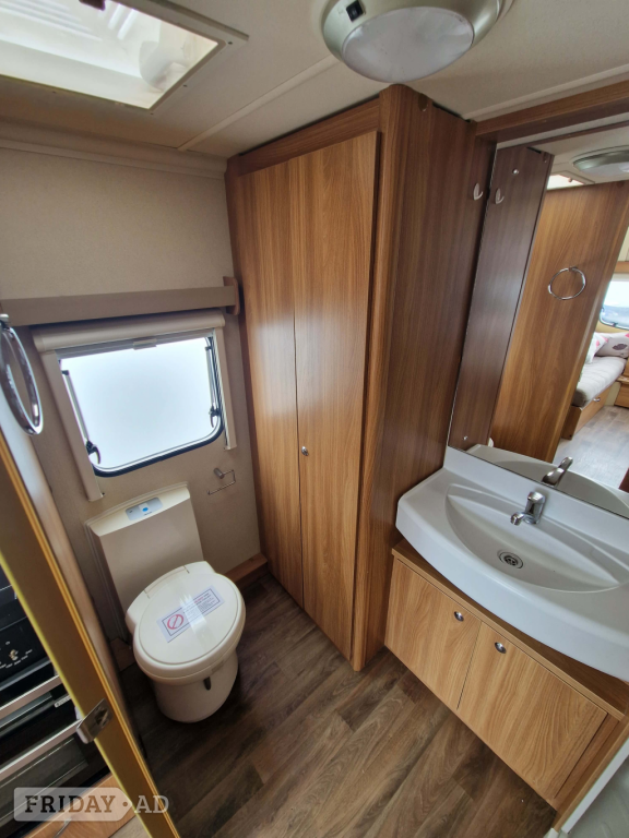 Swift Coastline A2 Esprite 2014 - Motorhomes & Caravans in Highbridge