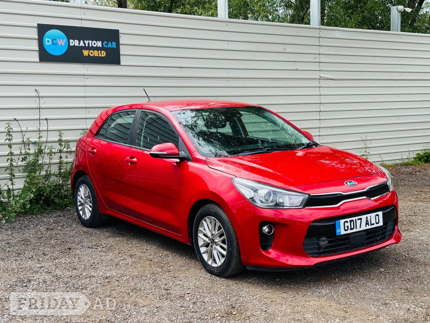 Kia Rio 2017 - Cars in Hillingdon