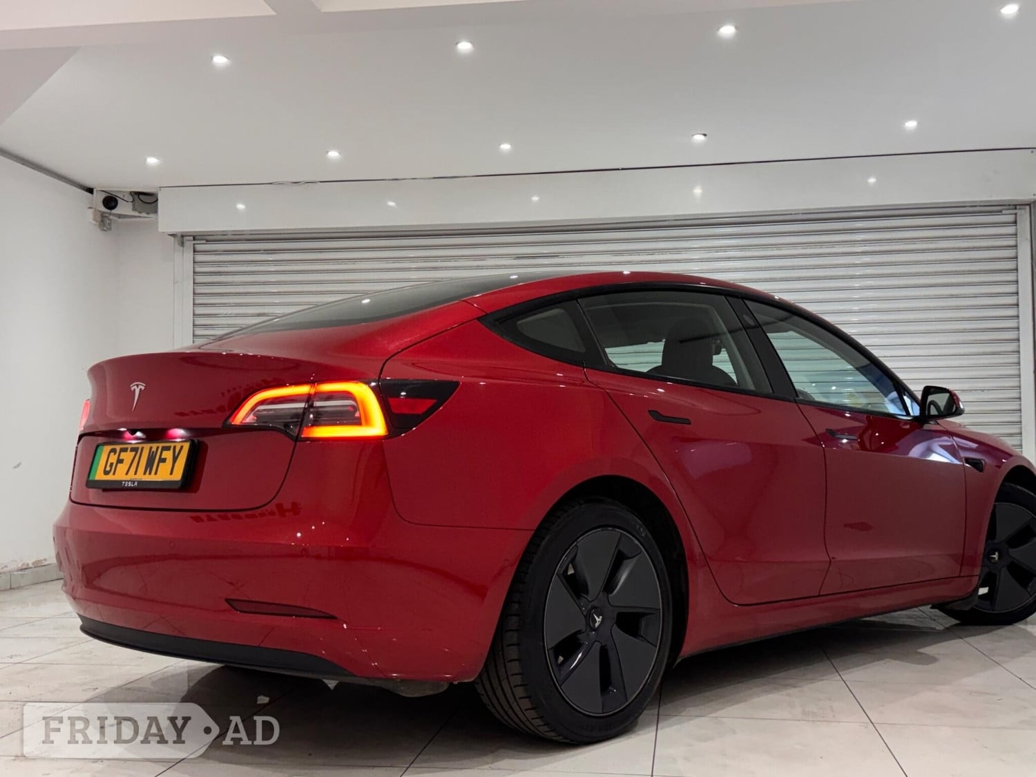 Tesla Model 3 2021 - Cars in Hounslow