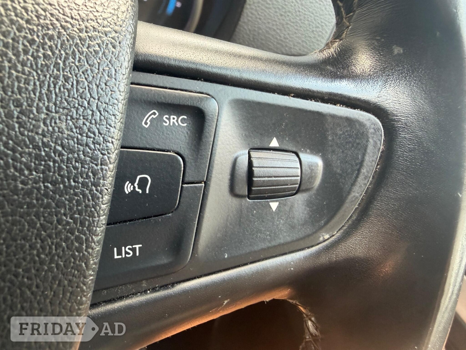 [ berth ]Peugeot e-Traveller