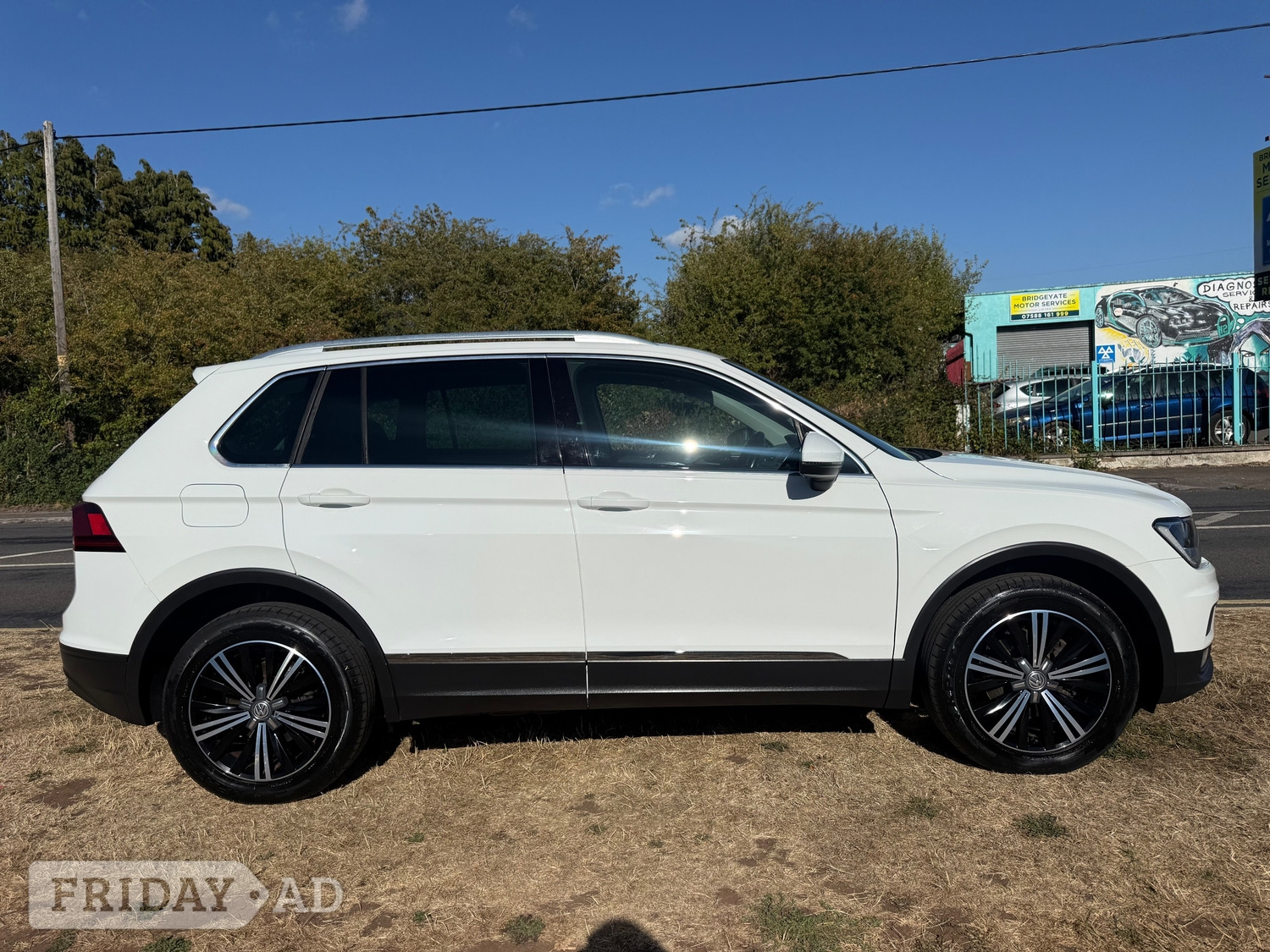 Volkswagen Tiguan 2017 - Cars in Bristol