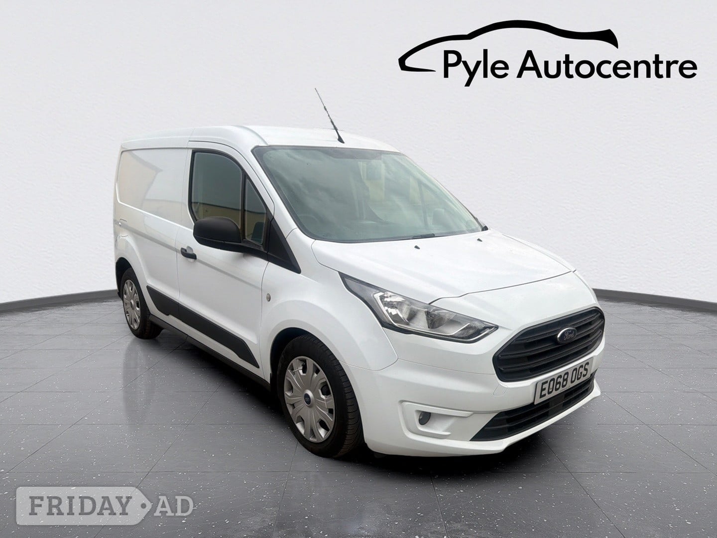 Ford Transit Connect 2018 in Bridgend