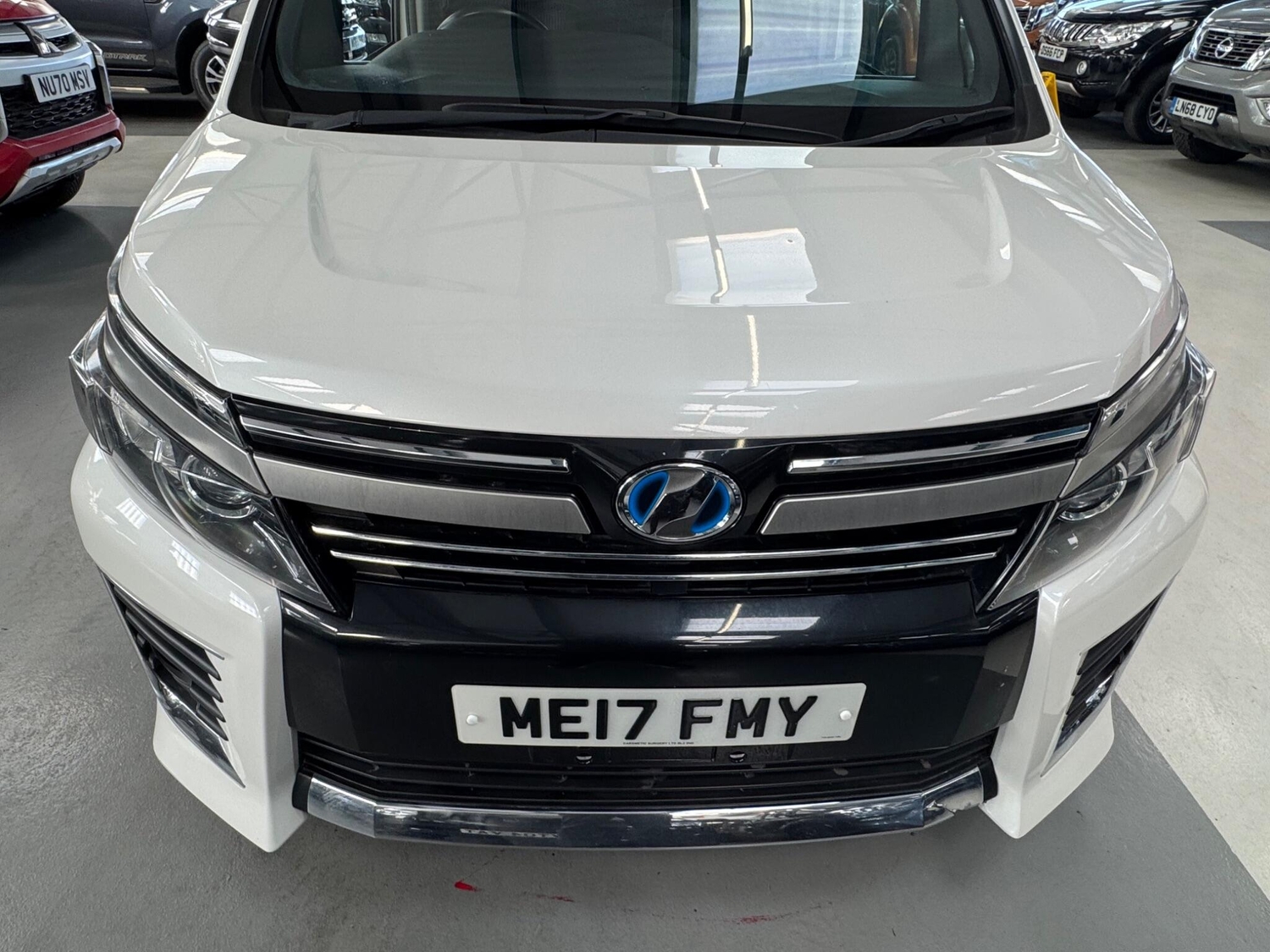 Toyota Voxy Bolton