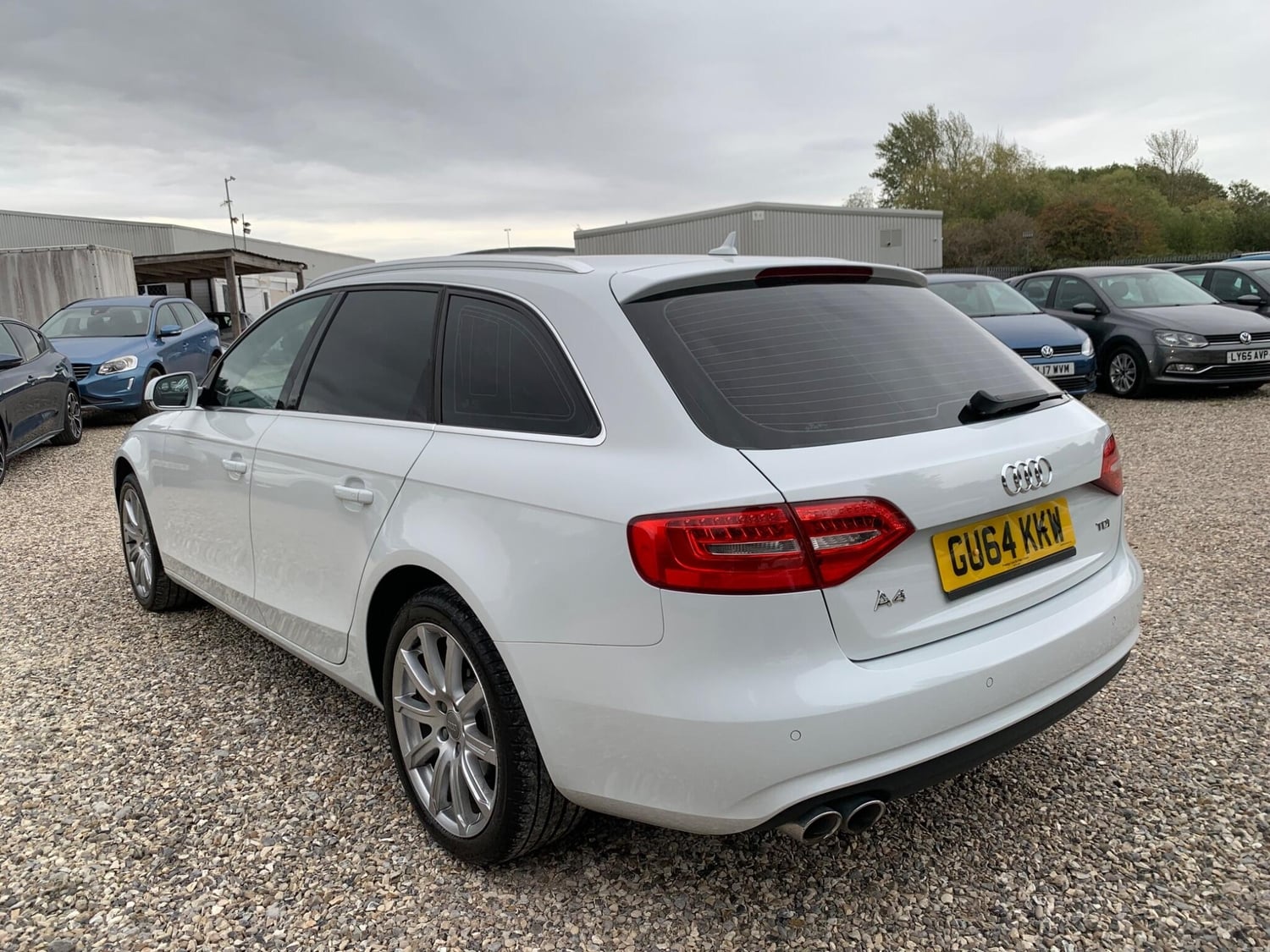 Audi A4 Avant 2014 - Cars