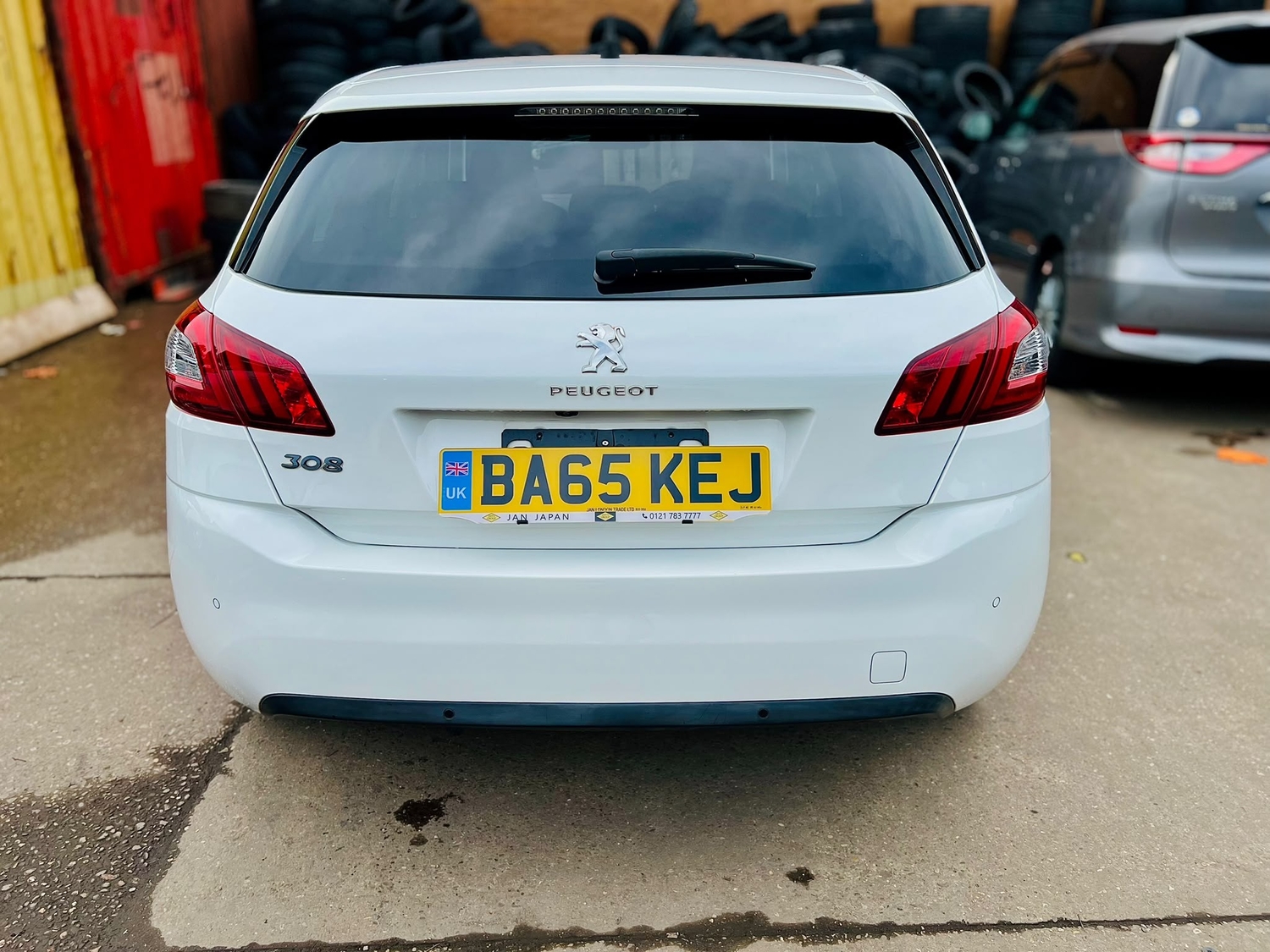 [ berth ]Peugeot 308