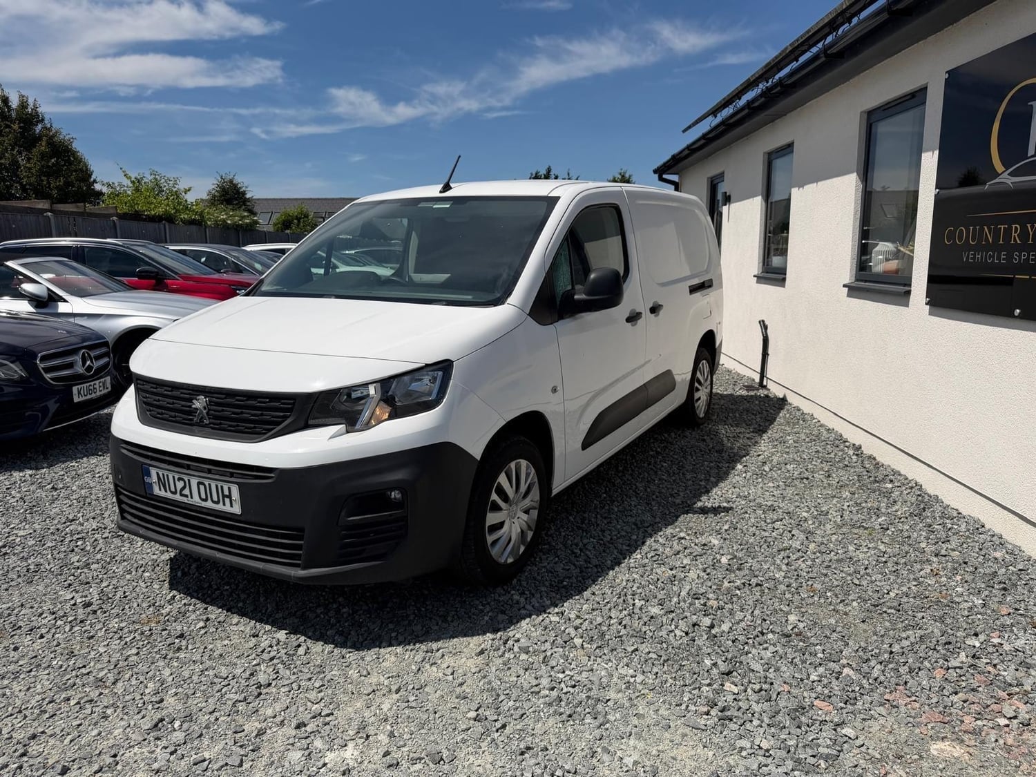 Peugeot Partner 2021 - Vans & Commercial Vehicles