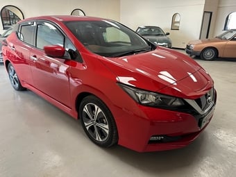 Nissan LEAF 2021