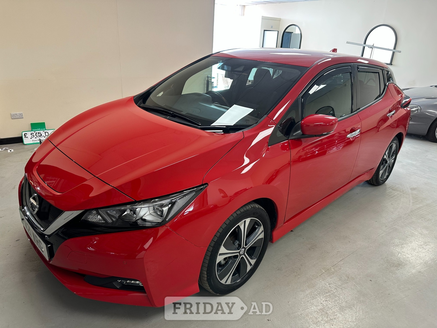 [ berth ]Nissan LEAF