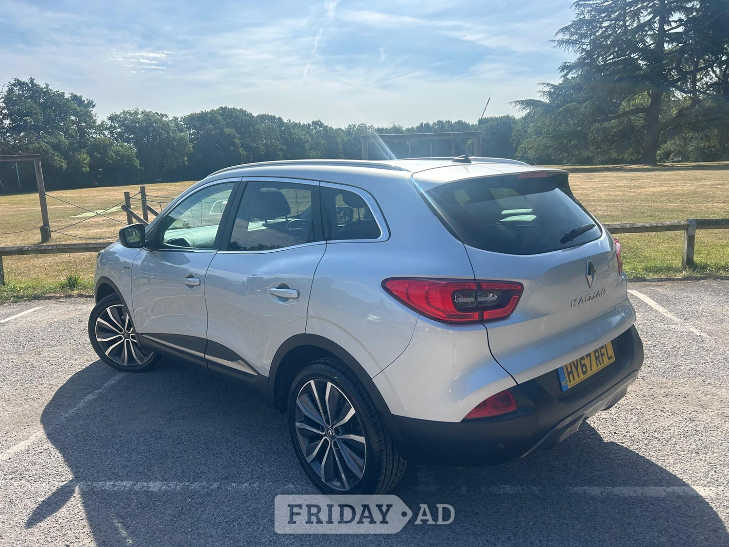 Renault Kadjar 2017 - Cars in Chertsey