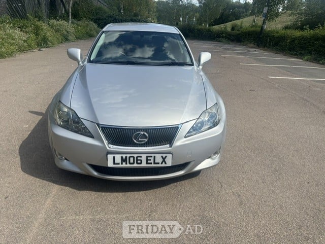 [ berth ]Lexus IS