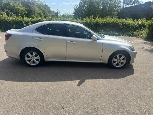 Lexus IS Broxbourne