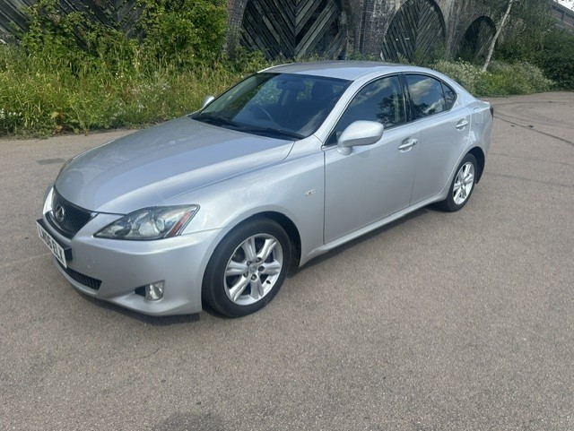 Lexus IS 2006 - Cars in Broxbourne