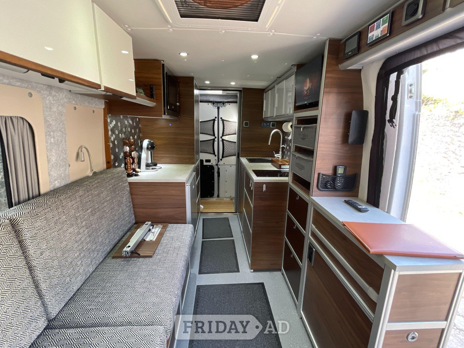 Citroen Relay Campervan 35 HVY L4H2 BlueHDi 2021 for sale - Motorhomes & Caravans in TIVERTON