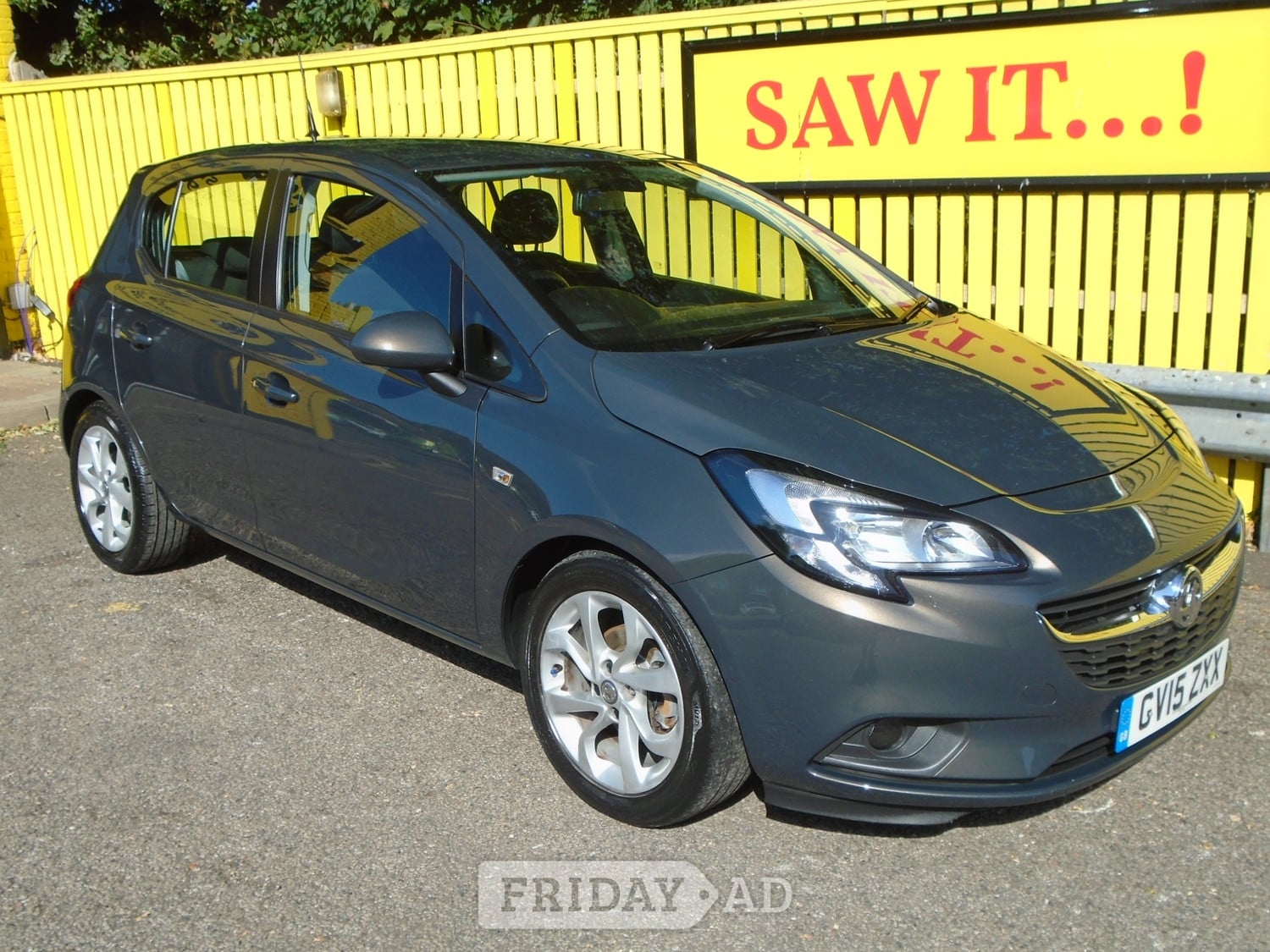 Vauxhall Corsa 2015 in Worthing