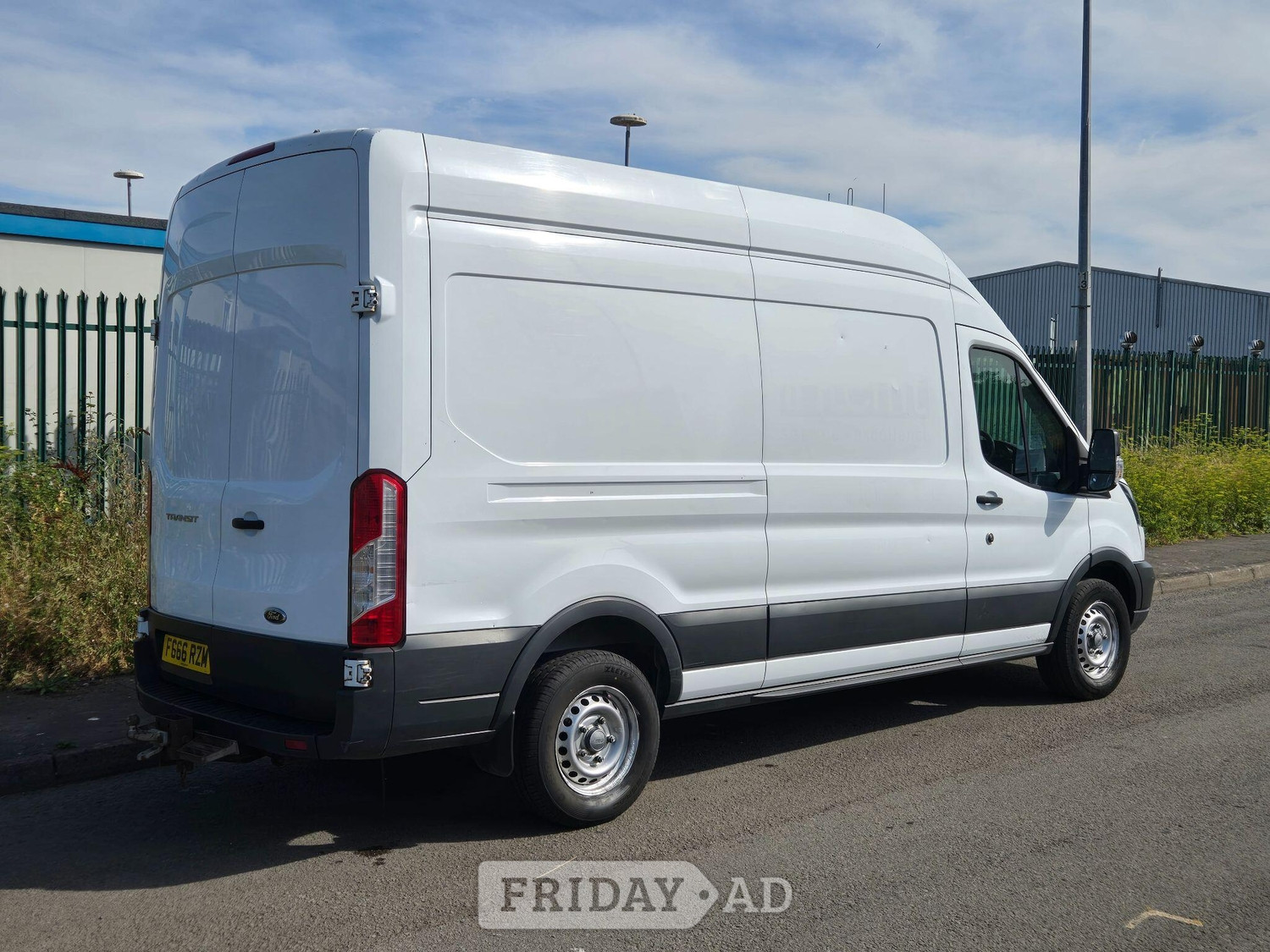 [ berth ]Ford Transit