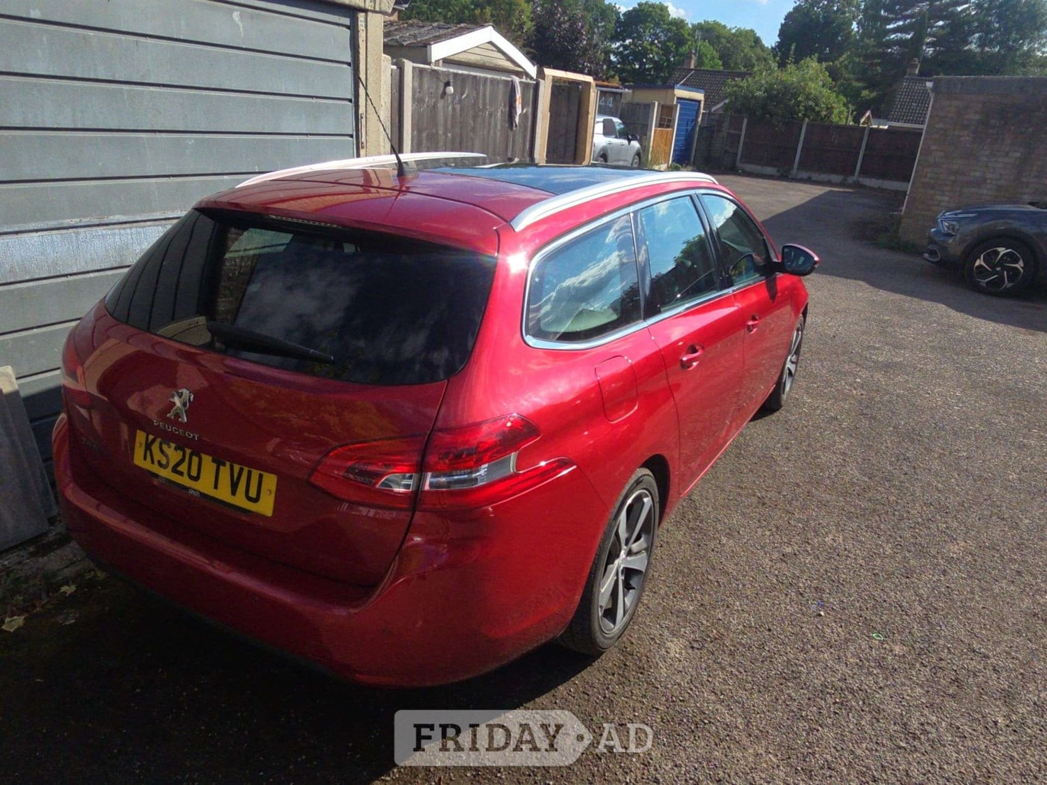 [ berth ]Peugeot 308 SW