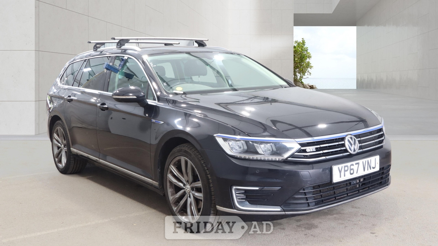 Volkswagen Passat 2017 in Hillingdon