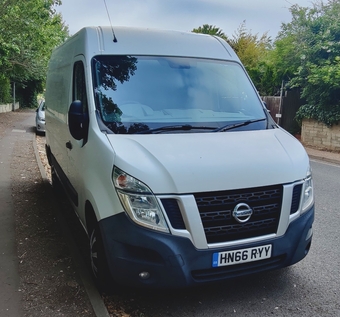 Nissan NV400 2016