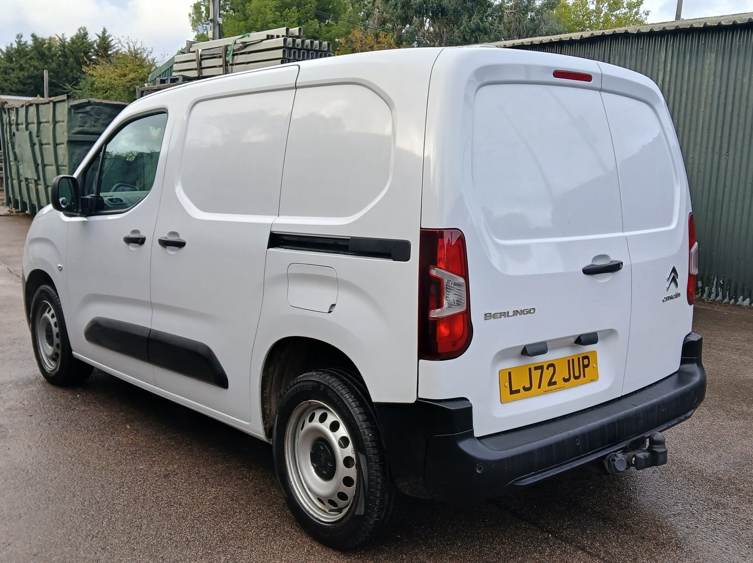 [ berth ]Citroen Berlingo