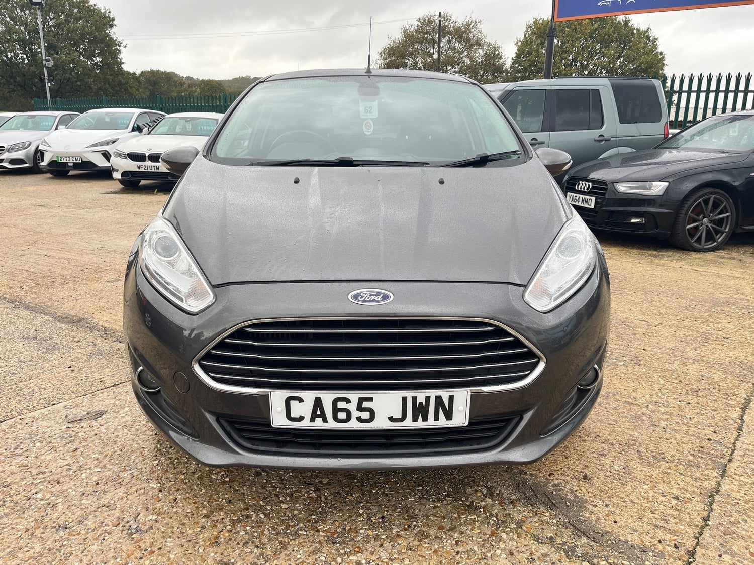 Ford Fiesta 2016 - Cars in Axminster